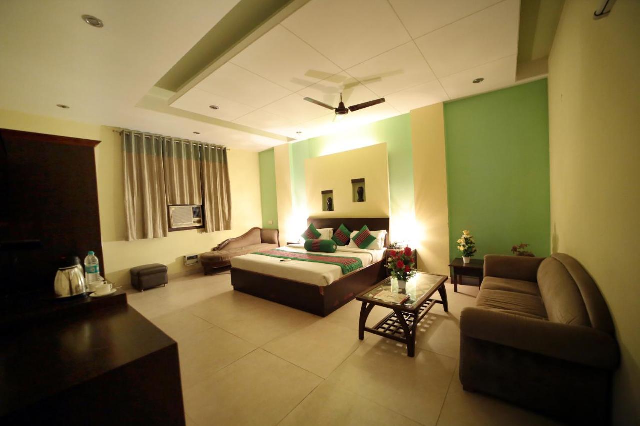 Hotel Blue Bell - Karol Bagh New Delhi Exterior photo